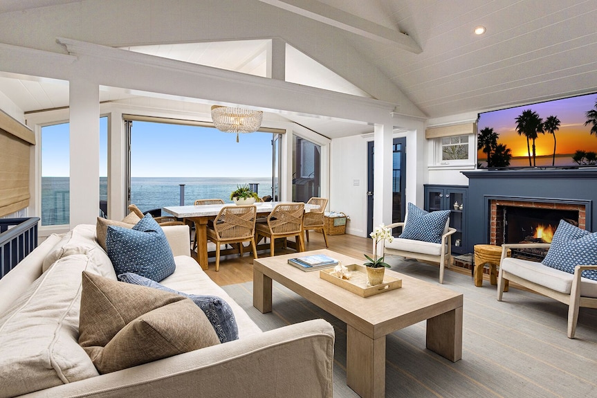 487 Cliff Dr, Laguna Beach — Listed by Casey Hensel